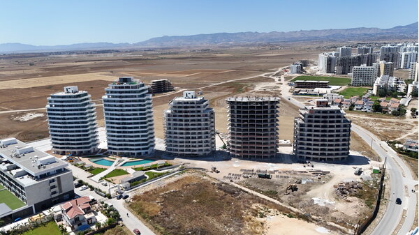 Sky Deluxia Life