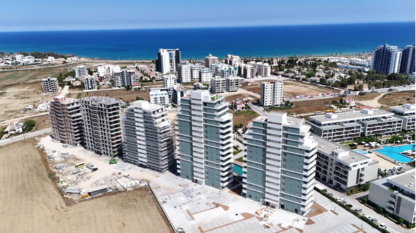 Sky Deluxia Life